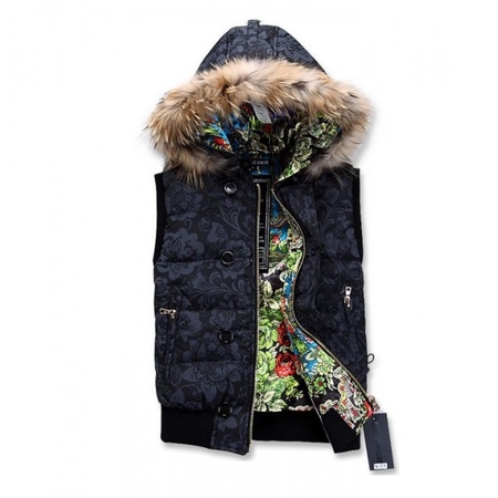 XS, подойдет для девушки 42-44р. цена 3600р