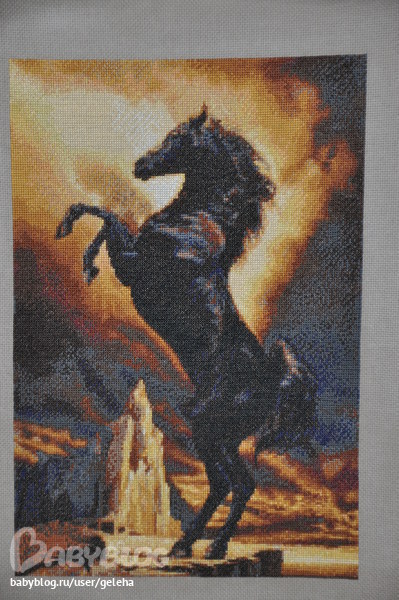 Вот закончила еще две работы