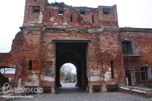 Брестская крепость..город-герой