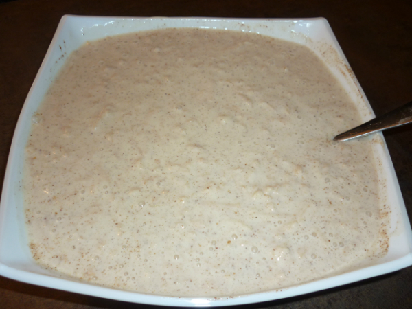 Оладьи на кефире с яблоками и корицей