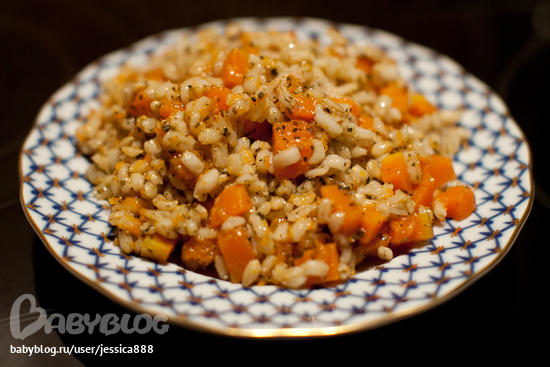 Каша перловая с мясом и тыквой